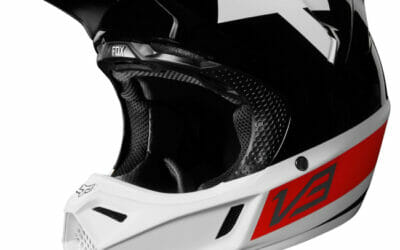 FOX V3 PREEST LIMITED EDITION NEGRO / ROJO